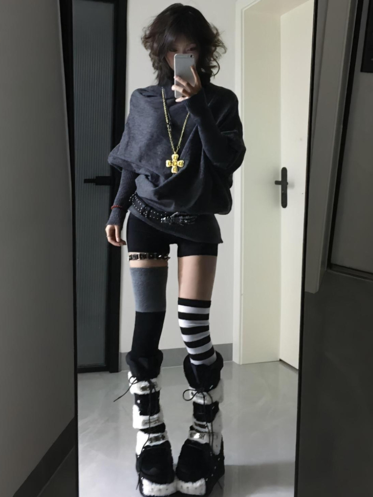 Vintage Fashion Subculture - 서브컬처 스웨터 2000년대 한국 패션 슬림