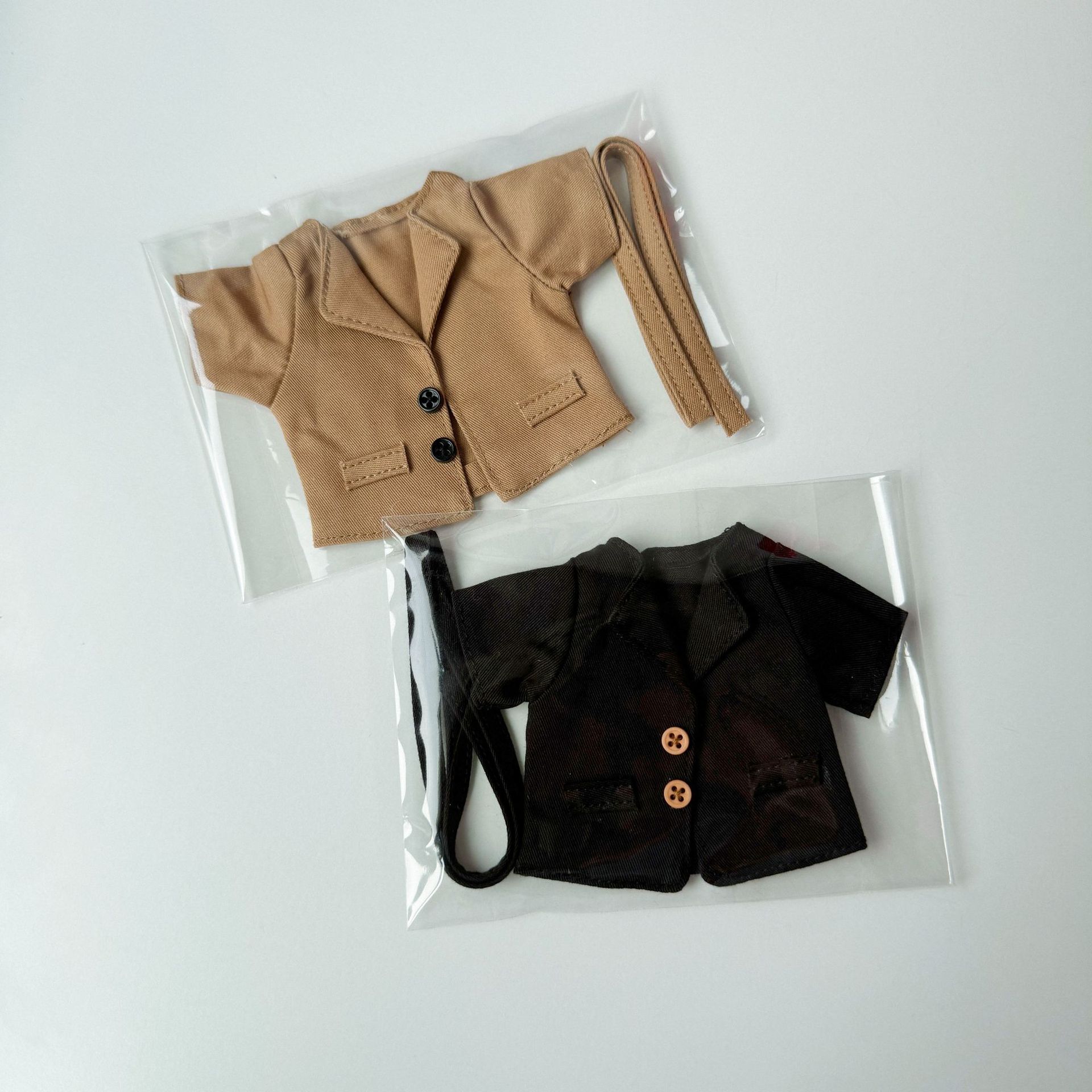 새로운 Labubu 빈티지 트렌치 코트 17cm 인형  - Vintage Fashion Doll 리뷰 및 가격