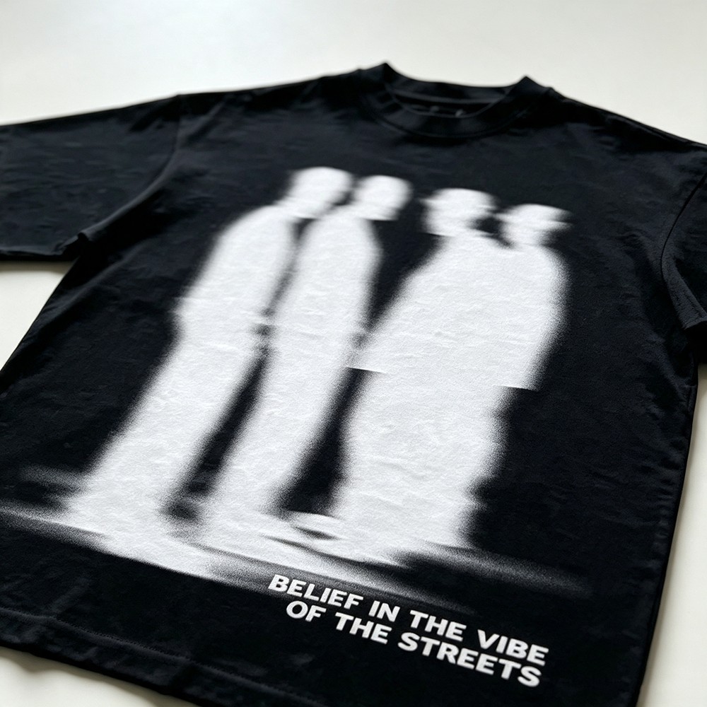 Blurry Silhouette Street Vibe  - Vintage Vibes Fashion 리뷰 및 가격