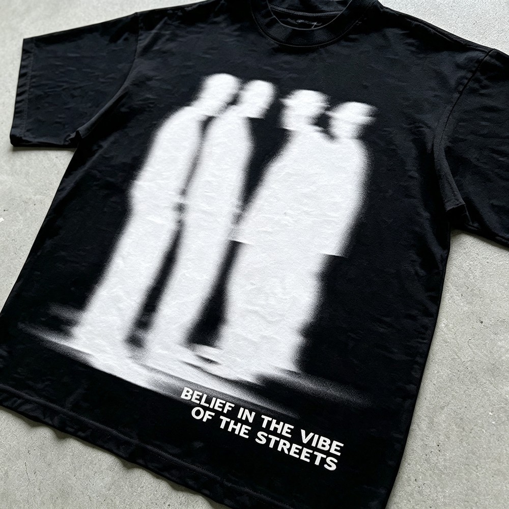 Blurry Silhouette Street Vibe  - Vintage Vibes Fashion 리뷰 및 가격